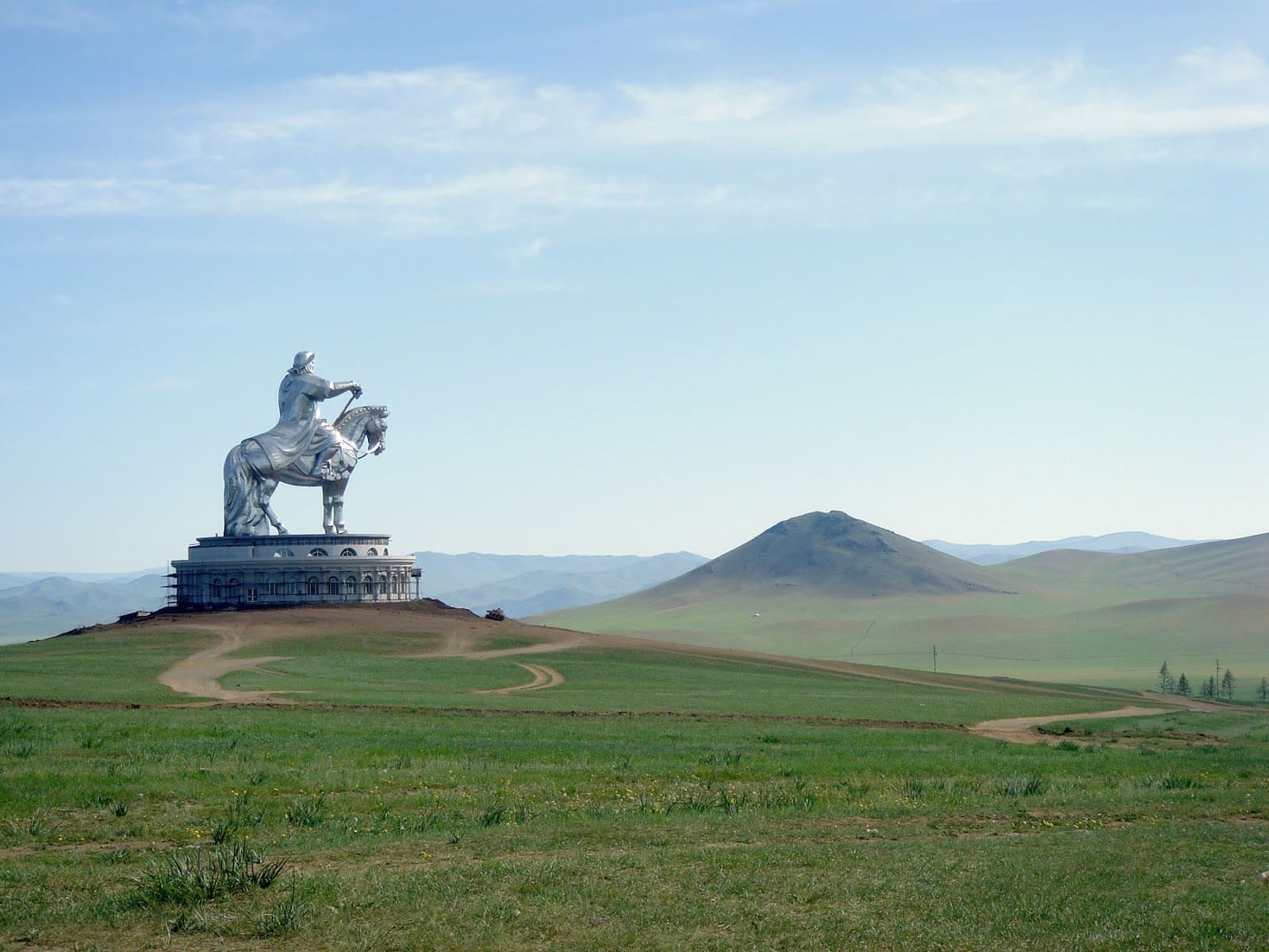 3-Day Terelj & Khustai National Parks Tour with Chinggis Khaan Statue